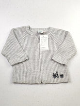 Buy online pre-used pre-loved 100% authentic & Original branded Gymboree (KWB-2454) available in Pakistan. Top international brands avilable.